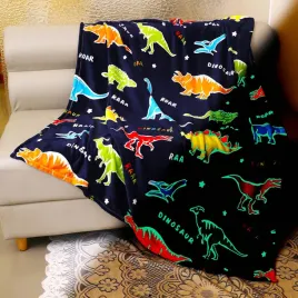 koc-swiecacy-w-ciemnosci-flanelowy-130x150-cm-dla-dziecka-dinozaur