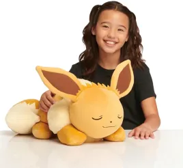 pokemon-eevee-plusz-spiacy-46-cm-miekka-maskotka-przytulanka-jazwares