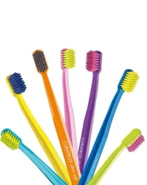 curaprox-cs-5460-ortho-ultra-soft-manualna-szczoteczka-ortodontyczna-miekka