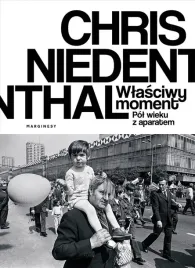wlasciwy-moment-pol-wieku-z-aparatem