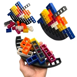 gra-zrecznosciowa-tetris-balansujaca-ukladanka-z-kolorowych-klockow