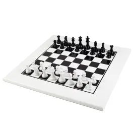 wloski-zestaw-szachowy-figury-szachowe-z-drewna-bialo-czarnego-szachowni