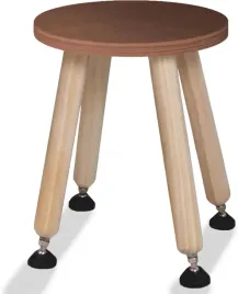 drewniany-taboret-dla-dzieci-z-wysuwanymi-nogami-kolor-orzech-wloski