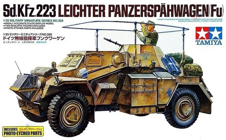 1:35 Tamiya 35268 Leichter Panzerspahwagen (FU) Sd.Kfz.223 - model