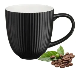 kubek-porcelanowy-360-ml-czarny-matowy-wypukly-ryflowany-wzor-prazki-paski