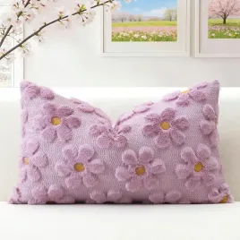 poszewka-dekoracyjna-liliowa-30x50-cm-aksamitna-z-haftem-3d-na-sofe