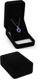 aksamitne-pudelko-na-naszyjnik-eleganckie-pudelko-na-bizuterie-3x1-cm