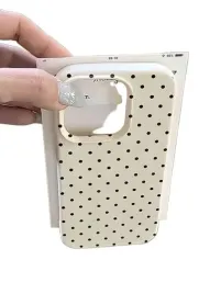shein-etui-na-telefon-iphone-16-doe-s07