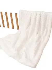 shein-bialy-pluszowy-koc-1pg-s07-100x75