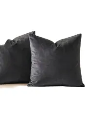 shein-czarna-poszewka-na-poduszke-yuj-s07-50x50