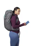 plecak-gregory-float-jade-38-rc-xs-sm-ruby-red-cechy-dodatkowe-miejsce-na-bidon-mocowanie-kijkow-trekkingowych-pas-biodrowy-pas-piersiowy-pokrowiec-przeciwdeszczowy-system-wentylacji-plecow-gwizdek-bezpieczenstwa