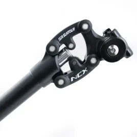 sztyca-amortyzowana-wspornik-siodla-ncx-sr-suntour-272x350-mm-czarna
