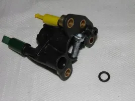 obudowa-wtrysku-adblue-rvi-volvo-z-tulejka-z-dolu-modul-dawkujacy-denox-2
