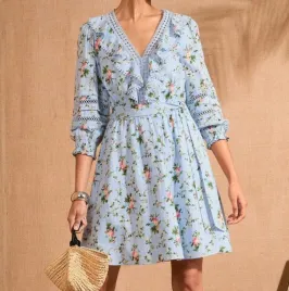 sukienka-mini-love-and-roses-w-kolorze-niebieskim-kwiatowym-r46