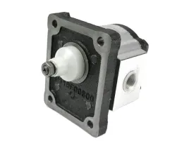 pompa-hydrauliczna-zebata-1-0cm3-grupa-1-typ-europejski-walek-1-8