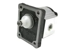 pompa-hydrauliczna-zebata-2-5cm3-grupa-1-typ-europejski-walek-1-8