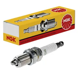 ngk-swieca-zaplonowa-cpr6ea9-nr-6899-u20epr9-honda-anf125-07-12-crf