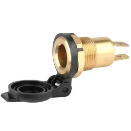 gniazdo-din-12-24v-max-15a
