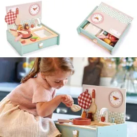 tender-leaf-toys-mini-chef-drewniana-przenosna-kuchnia-z-nalesnikami