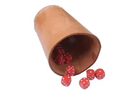 quint-skorzany-kubek-do-kosci-z-naturalnej-skory-10-cm