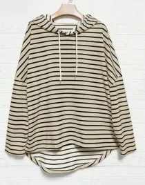 shein-bluza-z-kapturem-wzor-paski-xos-pk01-m