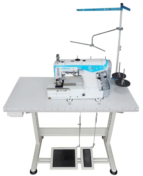 Maszyna do szycia renderka JACK W4-D-01GBx356
