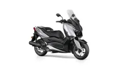 lampa-przednia-yamaha-x-max-125-250-300-400-ccm-2017-2020