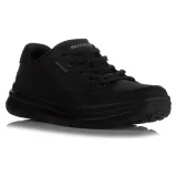 sterling-cedrick-marka-skechers