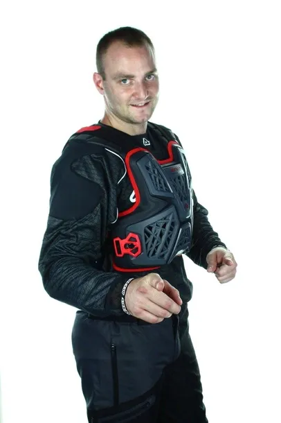 buzer-jump-mx-rodzaj-ochraniacze-klatki-piersiowej