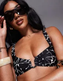 gora-od-bikini-wzor-kwiaty-i64-pr9-l