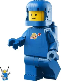 lego-space-40921-powiekszona-minifigurka-niebieskiego-astronauty