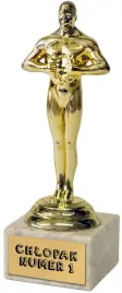 statuetka-wiktor-prezent-na-dzien-chlopaka-szkola-chlopak-nr-1-poc04