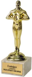 statuetka-wiktor-prezent-na-dzien-chlopaka-szkola-najlepszy-chlopak-poc06
