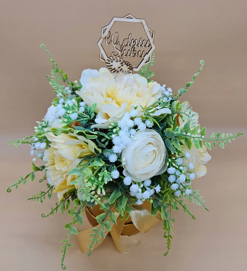 flower-box-slubny-bialy-18-cm-elegancka-dekoracja-sali-weselnej-stan-nowy