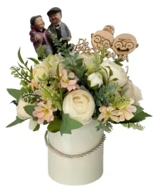 flower-box-dla-babci-i-dziadka-recznie-wykonany-rozowo-kremowy