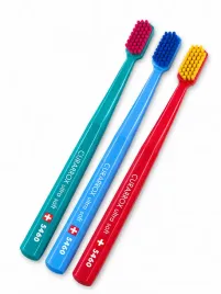 szczoteczka-curaprox-5460-ultra-soft-kompaktowa-glowka-miekkie-wlosie-3szt