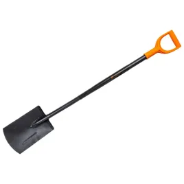 lopata-szpadel-prosty-na-metalowym-trzonku-teger-125cm