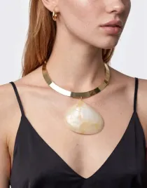 topshop-zloty-naszyjnik-muszla-b25