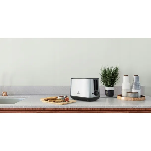 electrolux-toster-create-3-e3t1-3st-kolor-dominujacy-srebrny-szary
