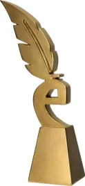 statuetka-pioro-kalamarz-23-cm-opis-gratis