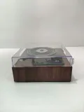 gramofon-crosley-miles-walnut-sterowanie-manualne