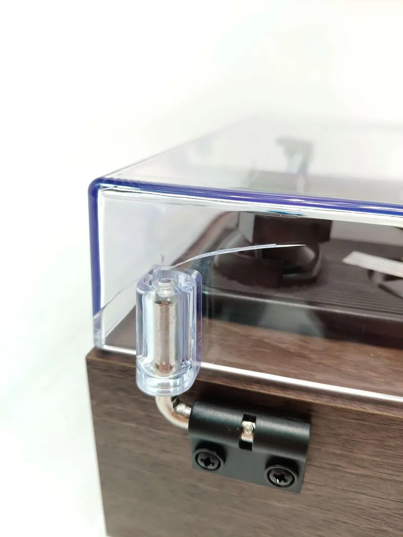 gramofon-crosley-miles-walnut
