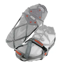 yaktrax-pro-nakladki-antyposlizgowe-na-snieg-ze-stali-nierdzewnej-s-38-40