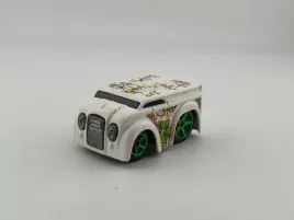 hot-wheels-dairy-delivery-2009-modified-rides-loose