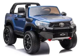 auto-na-akumulator-toyota-hilux-niebieski-lakierowany