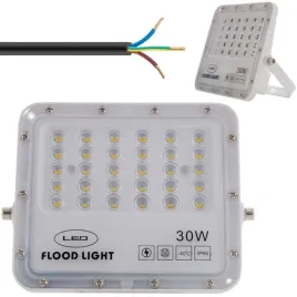 naswietlacz-halogen-led-30w-mocny-2700lm-ip66-230v