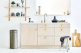 kosz-30l-touchbin-platinium-115363-cechy-dodatkowe-brak