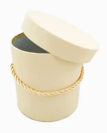 flower-box-pudelko-na-kwiaty-prezent-kremowe