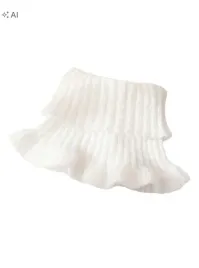 shein-bialy-komin-falbana-w01