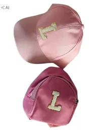 shein-rozowy-zestaw-czapka-nerka-litera-l-s07-55-59